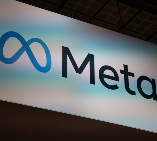 Meta e Microsoft rilasciano Llama 2, un modello di intelligenza artificiale open source per uso commerciale