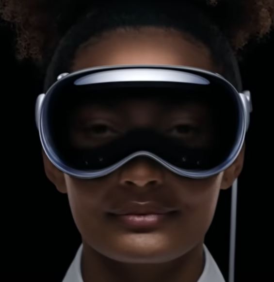 Apple Vision Pro: Il Futuro della Realtà Mista è Qui