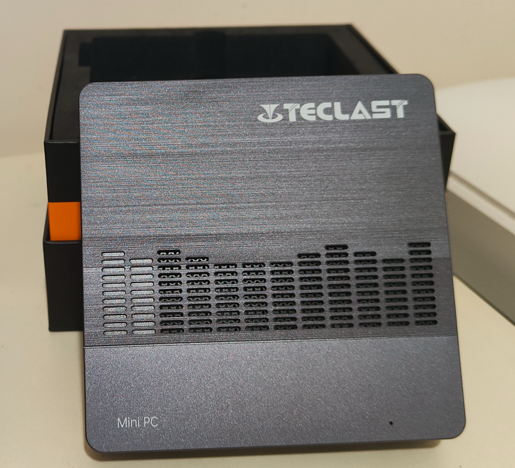 Recensione del TECLAST Mini PC N10: Compatto, Connesso e Potente